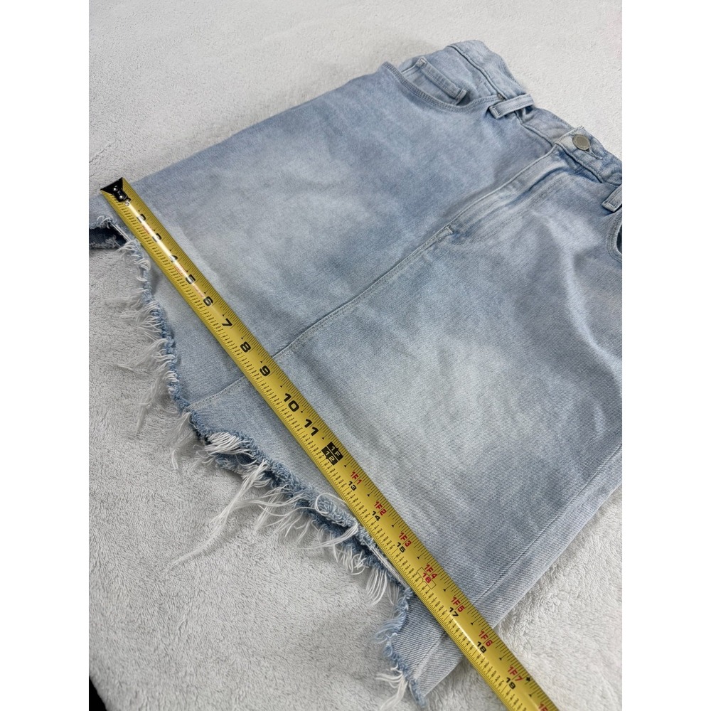 Hudson Lulu Mini Denim Skirt Womens 28 Light Blue Back Slit Raw Hem 5-Pocket - Picture 12 of 12